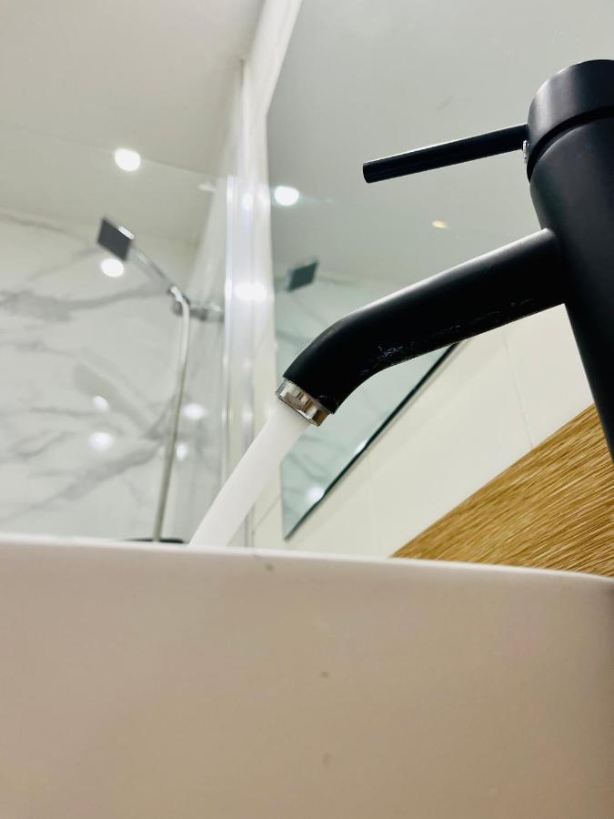 Nabucco Apartment โอเบียโด ภายนอก รูปภาพ