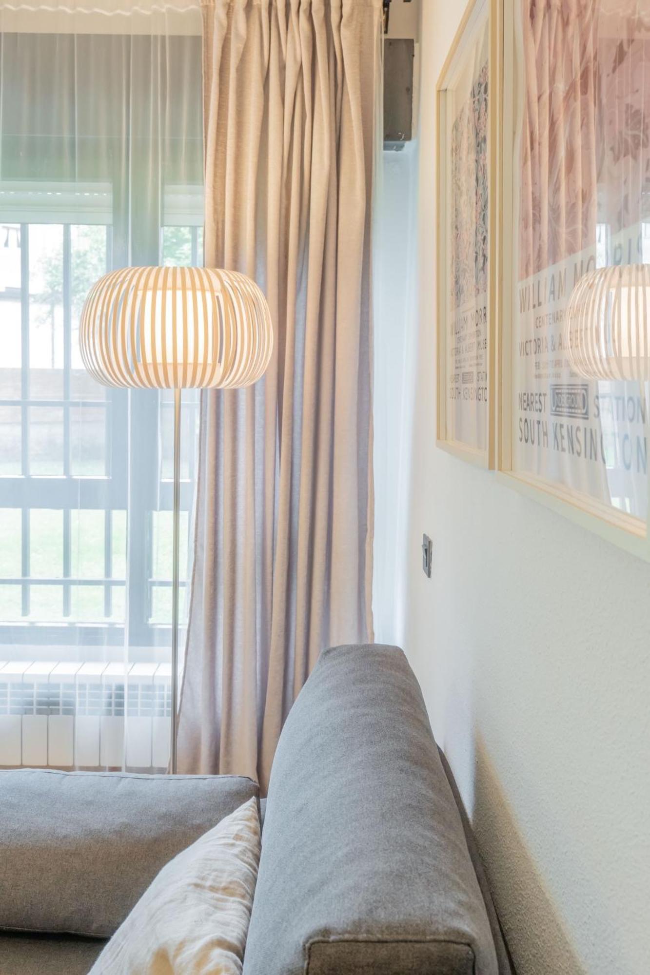 Nabucco Apartment โอเบียโด ภายนอก รูปภาพ