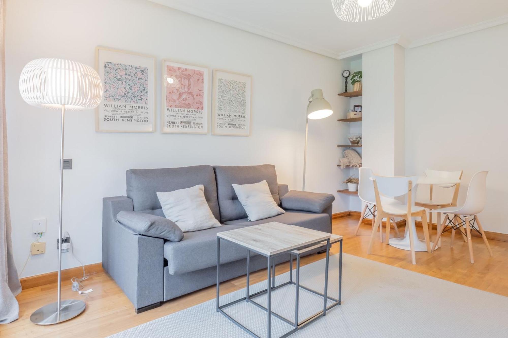 Nabucco Apartment โอเบียโด ภายนอก รูปภาพ
